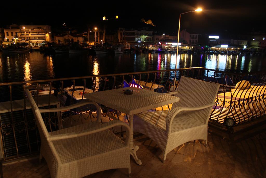 Huri & Nuri Hotel (Adults Only) Foça Bagian luar foto
