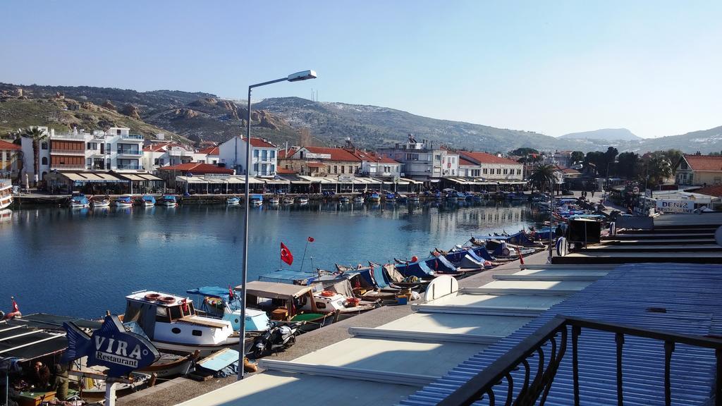 Huri & Nuri Hotel (Adults Only) Foça Bagian luar foto